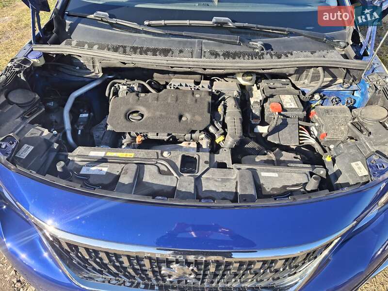 Позашляховик / Кросовер Peugeot 3008 2018 в Львові