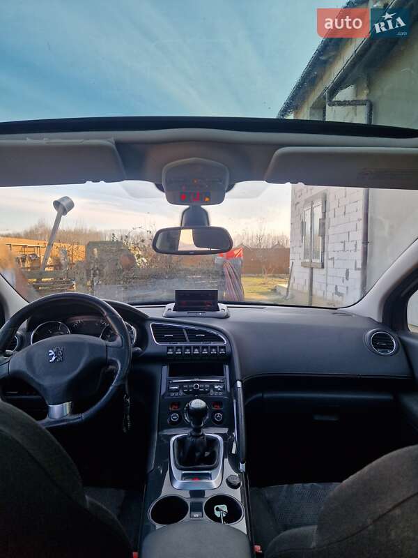 Позашляховик / Кросовер Peugeot 3008 2010 в Львові