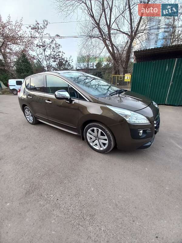Позашляховик / Кросовер Peugeot 3008 2012 в Коломиї
