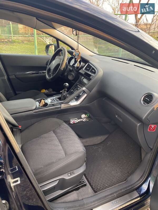 Позашляховик / Кросовер Peugeot 3008 2010 в Первомайську фото 5 Позашляховик / Кросовер Peugeot 3008 2010 в Первомайську