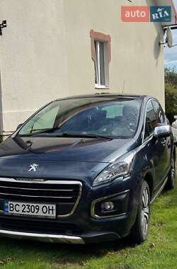 Позашляховик / Кросовер Peugeot 3008 2015 в 
