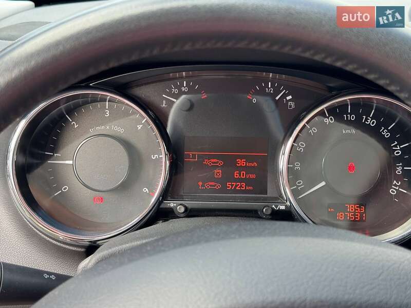 Внедорожник / Кроссовер Peugeot 3008 2015 в Львове