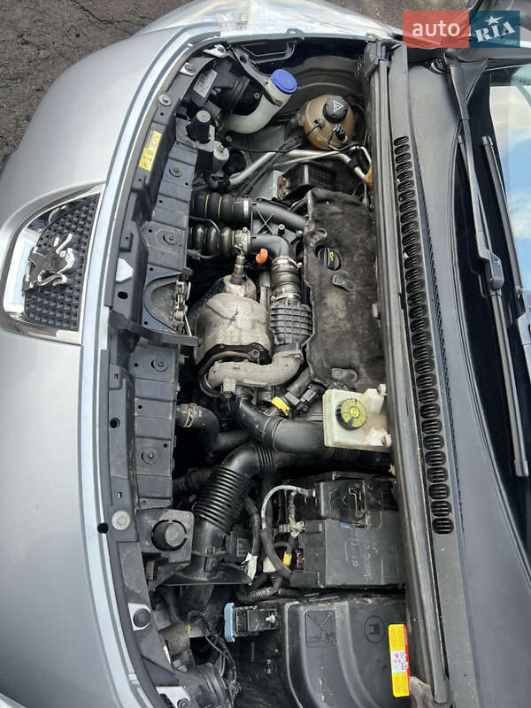 Внедорожник / Кроссовер Peugeot 3008 2013 в Луцке