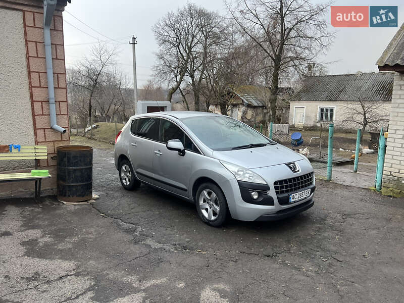 Внедорожник / Кроссовер Peugeot 3008 2013 в Луцке