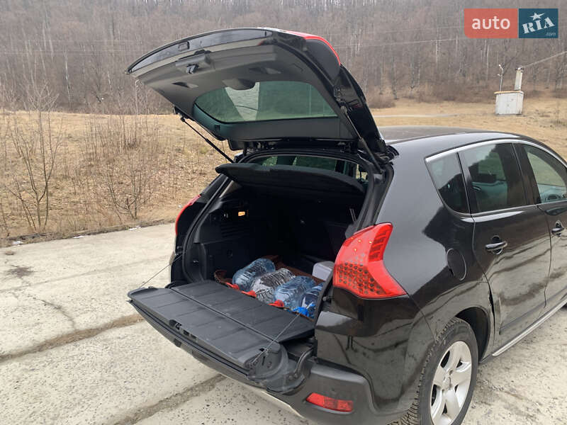 Внедорожник / Кроссовер Peugeot 3008 2010 в Сваляве