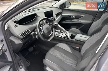 Peugeot 3008 2020