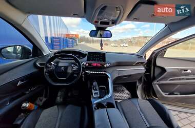 Внедорожник / Кроссовер Peugeot 3008 2018 в Дубно