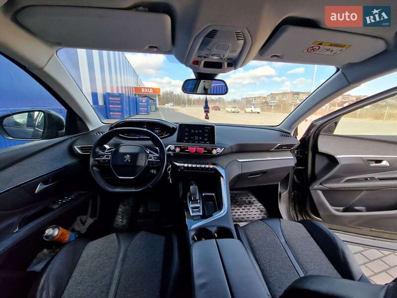 Позашляховик / Кросовер Peugeot 3008 2018 в Дубні