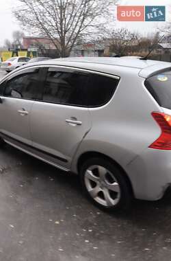 Внедорожник / Кроссовер Peugeot 3008 2011 в 