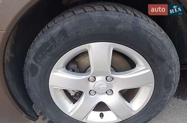 Позашляховик / Кросовер Peugeot 3008 2014 в 