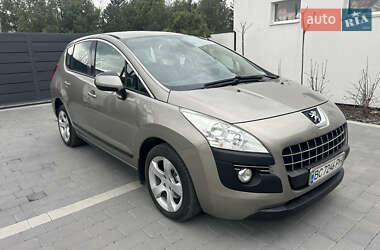 Позашляховик / Кросовер Peugeot 3008 2010 в 