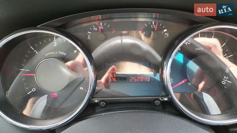 Позашляховик / Кросовер Peugeot 3008 2011 в Бердичеві