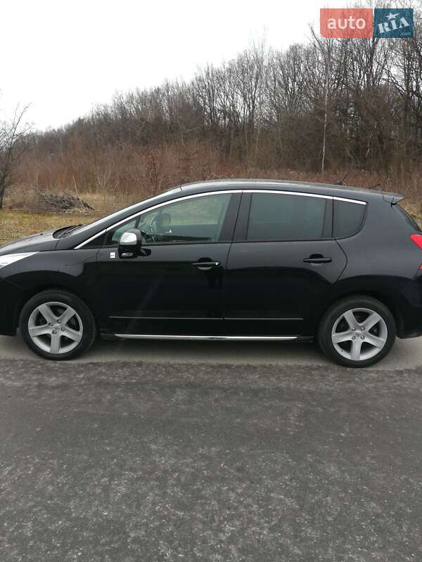 Позашляховик / Кросовер Peugeot 3008 2012 в Львові фото 4 Позашляховик / Кросовер Peugeot 3008 2012 в Львові