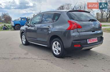 Позашляховик / Кросовер Peugeot 3008 2012 в 