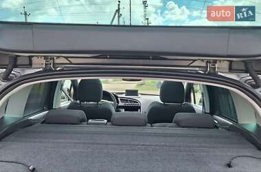 Позашляховик / Кросовер Peugeot 3008 2012 в 
