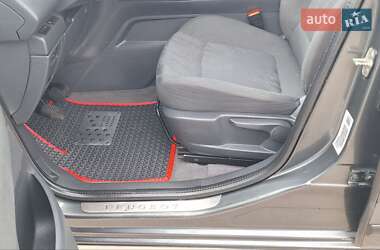 Позашляховик / Кросовер Peugeot 3008 2012 в 
