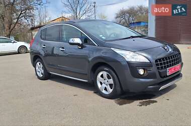 Позашляховик / Кросовер Peugeot 3008 2012 в 