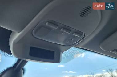 Позашляховик / Кросовер Peugeot 3008 2012 в 