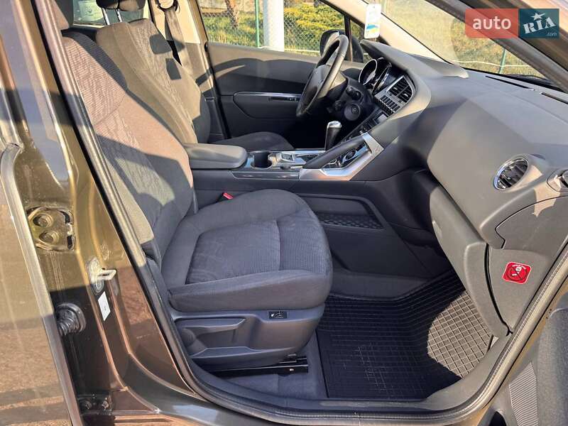 Позашляховик / Кросовер Peugeot 3008 2012 в Хмельницькому