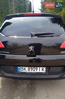 Внедорожник / Кроссовер Peugeot 3008 2010 в 