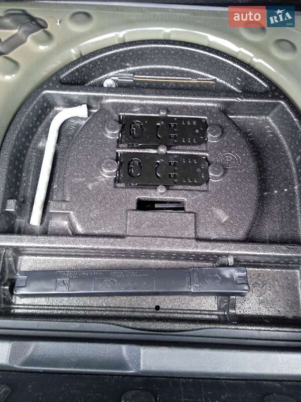 Позашляховик / Кросовер Peugeot 3008 2010 в Рівному