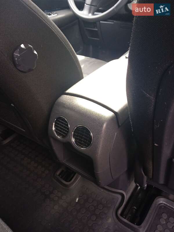 Позашляховик / Кросовер Peugeot 3008 2010 в Рівному