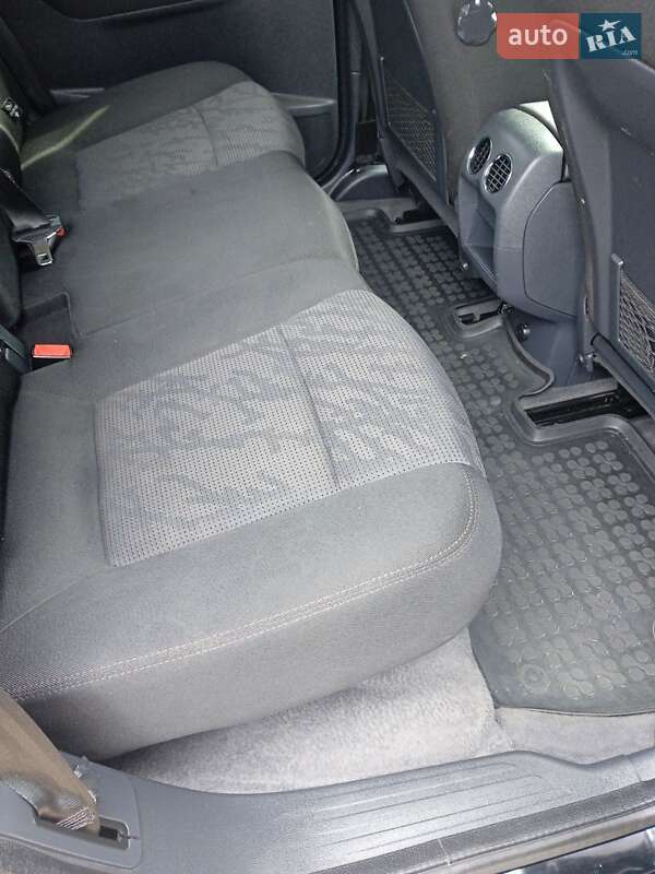 Позашляховик / Кросовер Peugeot 3008 2010 в Рівному