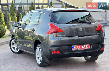 Позашляховик / Кросовер Peugeot 3008 2010 в 
