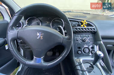 Внедорожник / Кроссовер Peugeot 3008 2011 в 