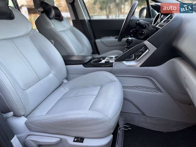 Внедорожник / Кроссовер Peugeot 3008 2010 в Староконстантинове