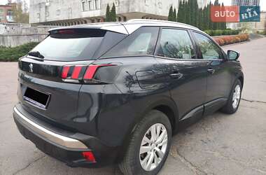 Позашляховик / Кросовер Peugeot 3008 2020 в 