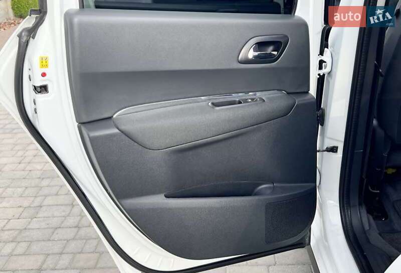 Внедорожник / Кроссовер Peugeot 3008 2015 в Ровно