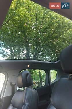 Внедорожник / Кроссовер Peugeot 3008 2010 в 