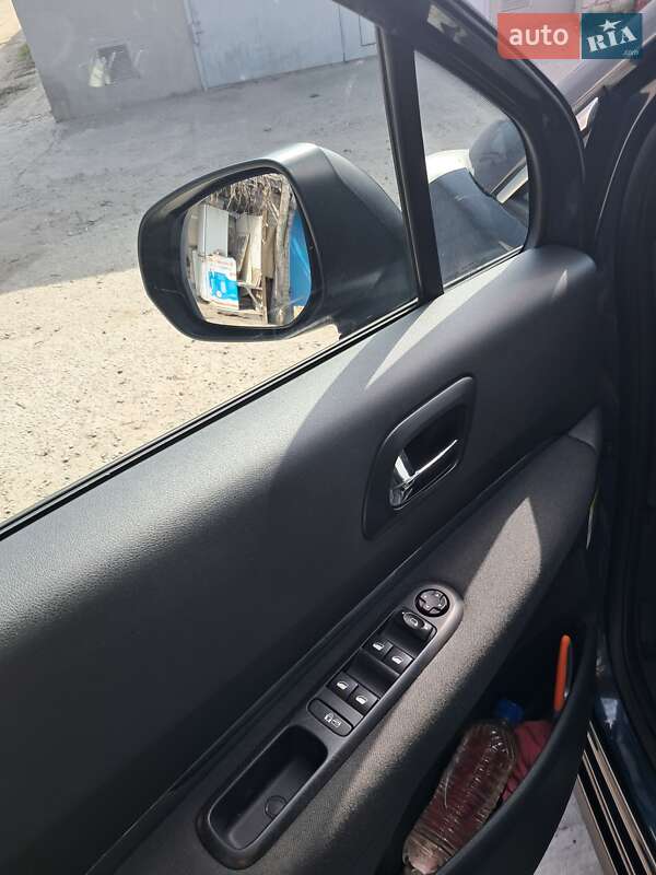 Позашляховик / Кросовер Peugeot 3008 2013 в Запоріжжі