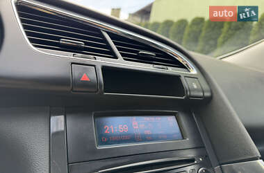 Внедорожник / Кроссовер Peugeot 3008 2013 в 