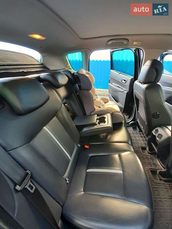 Внедорожник / Кроссовер Peugeot 3008 2012 в Каменец-Подольском