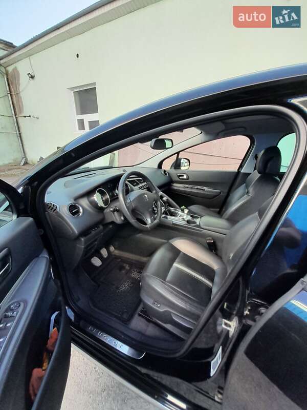 Внедорожник / Кроссовер Peugeot 3008 2012 в Каменец-Подольском