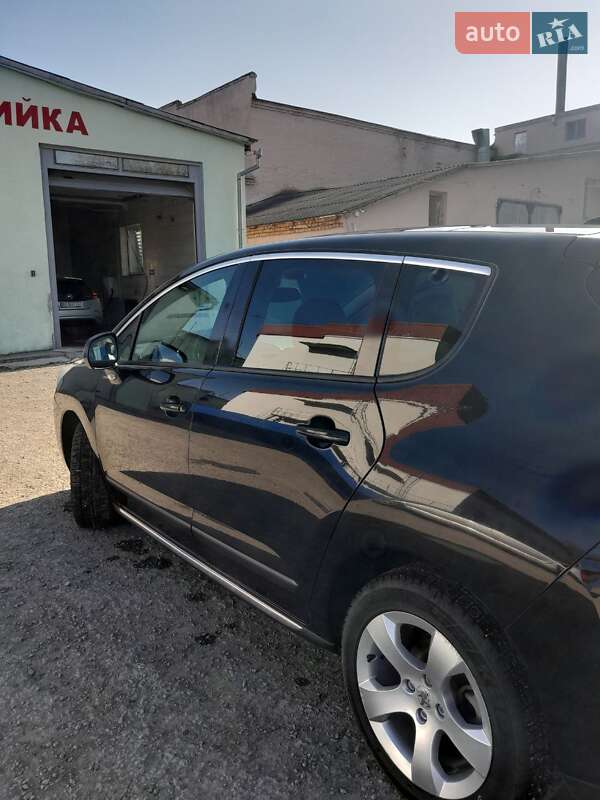 Внедорожник / Кроссовер Peugeot 3008 2012 в Каменец-Подольском