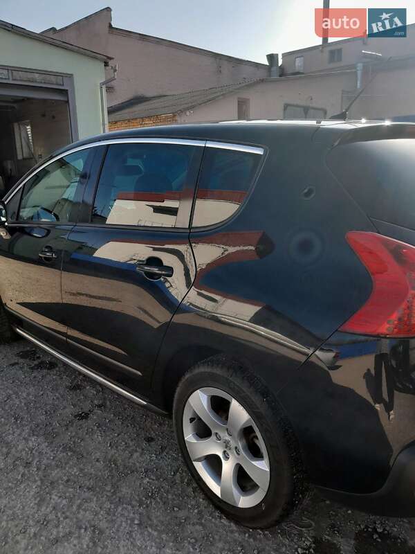 Внедорожник / Кроссовер Peugeot 3008 2012 в Каменец-Подольском