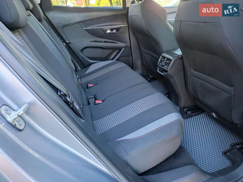 Позашляховик / Кросовер Peugeot 3008 2019 в Рівному