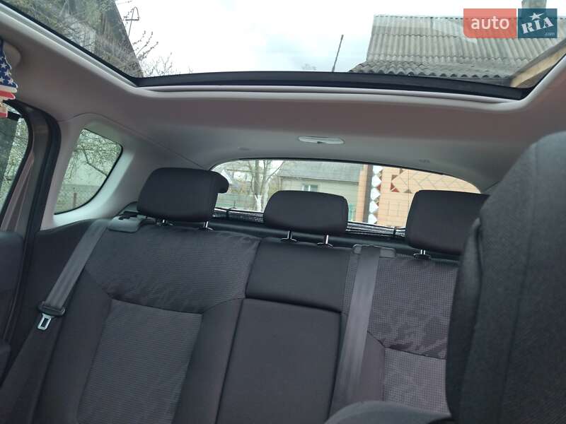 Внедорожник / Кроссовер Peugeot 3008 2010 в Костополе