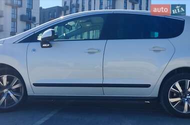 Позашляховик / Кросовер Peugeot 3008 2013 в Львові