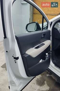 Внедорожник / Кроссовер Peugeot 3008 2013 в 