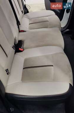 Внедорожник / Кроссовер Peugeot 3008 2013 в 