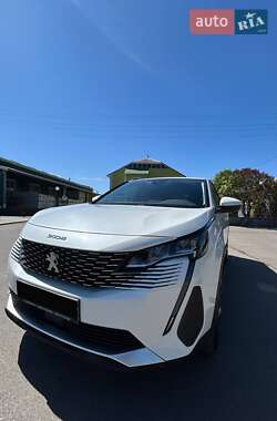 Внедорожник / Кроссовер Peugeot 3008 2021 в 