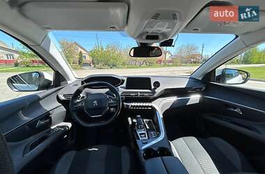 Внедорожник / Кроссовер Peugeot 3008 2021 в 