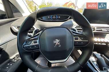 Внедорожник / Кроссовер Peugeot 3008 2021 в 
