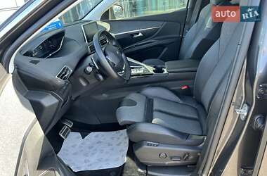 Внедорожник / Кроссовер Peugeot 3008 2022 в 