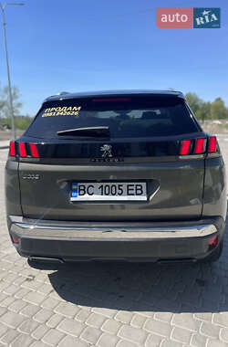 Позашляховик / Кросовер Peugeot 3008 2020 в 