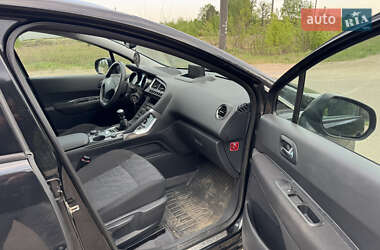 Позашляховик / Кросовер Peugeot 3008 2011 в 